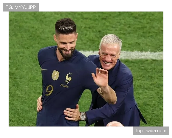 吉鲁与本泽马：终结角色分化，单点支点更倚重体系喂球